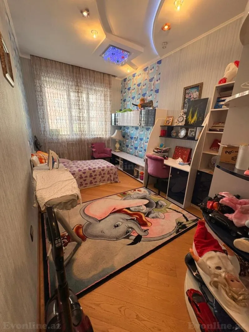 Satılır 4 otaqlı Mənzil Yeni tikili 180 m² 8 Noyabr m. - şəkil 12