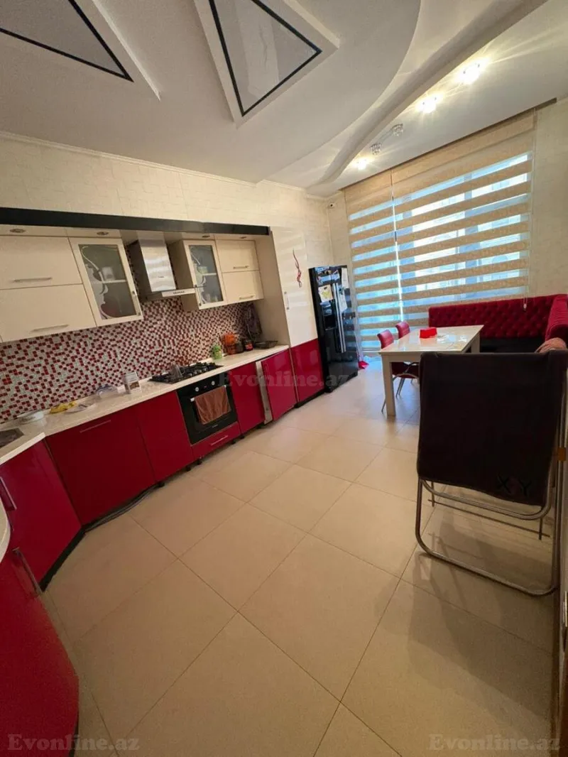 Satılır 4 otaqlı Mənzil Yeni tikili 180 m² 8 Noyabr m. - şəkil 14