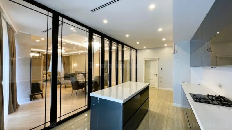 Satılır 3 otaqlı Mənzil Yeni tikili 169 m² 28 May m. - şəkil 6