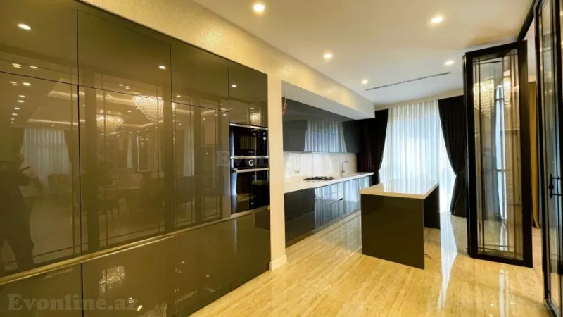 Satılır 3 otaqlı Mənzil Yeni tikili 169 m² 28 May m. - şəkil 8