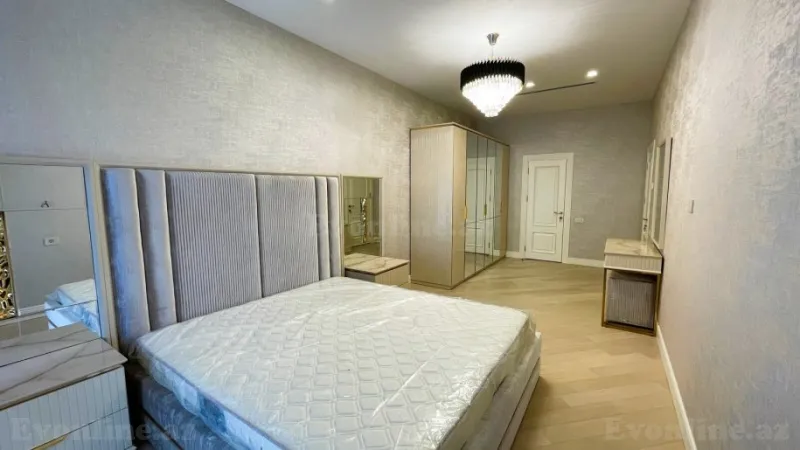 Satılır 3 otaqlı Mənzil Yeni tikili 169 m² 28 May m. - şəkil 9