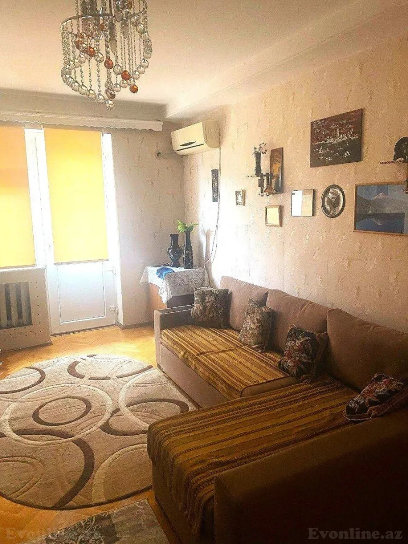 Satılır 2 otaqlı Mənzil Köhnə tikili 55 m² Yasamal r.