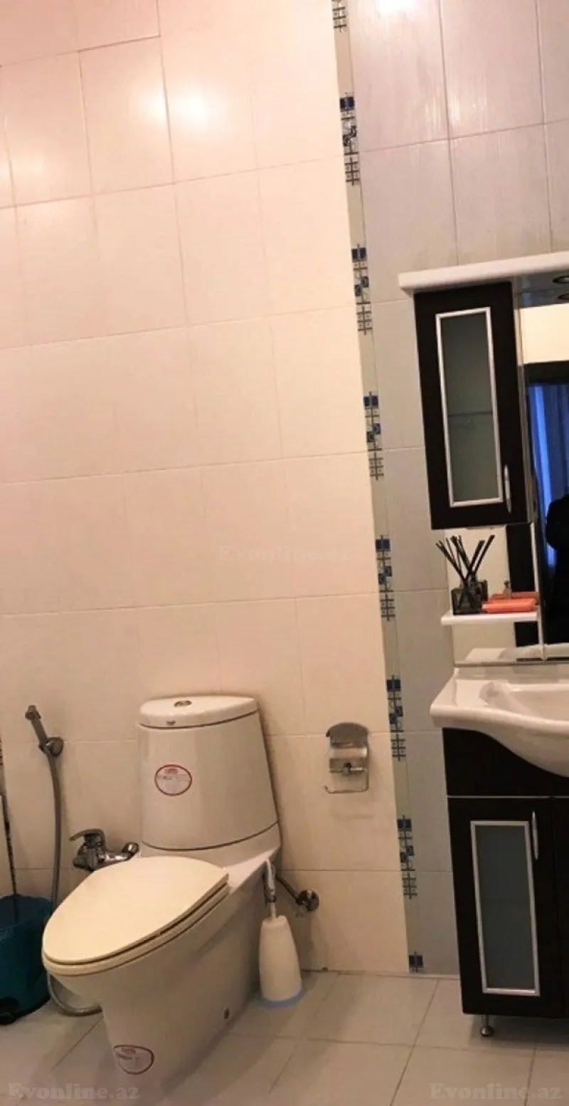 Satılır 3 otaqlı Mənzil Köhnə tikili 144 m² Sahil m. - şəkil 14