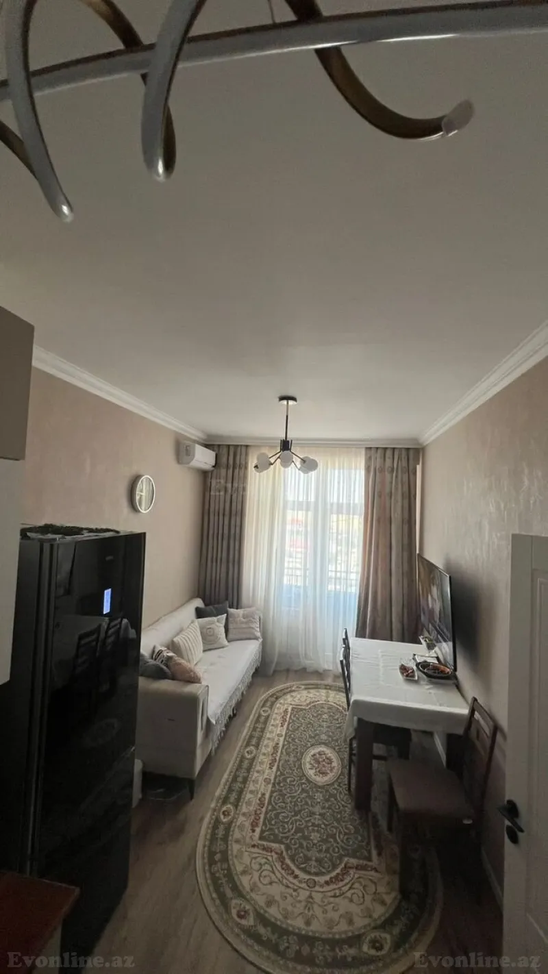 Bakı, Qaradağ r., Lökbatanda 2 otaqlı mənzil satılır