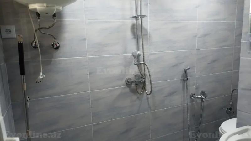 Satılır 2 otaqlı Mənzil Köhnə tikili 60 m² Binəqədi r. - şəkil 9