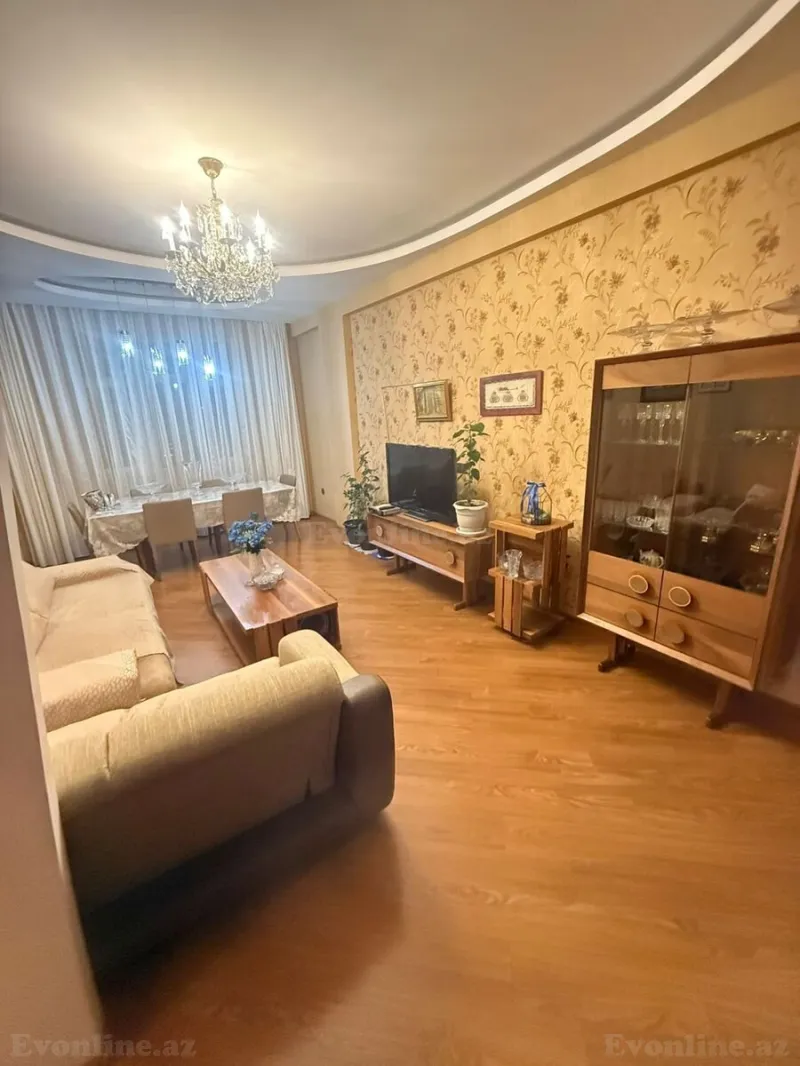 Kirayə verilir 3 otaqlı Mənzil Yeni tikili 120 m² Həzi Aslanov m.