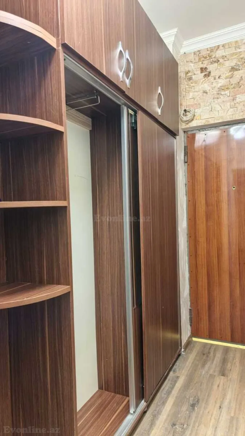 Satılır 1 otaqlı Mənzil Köhnə tikili 40 m² Sabunçu r. - şəkil 3