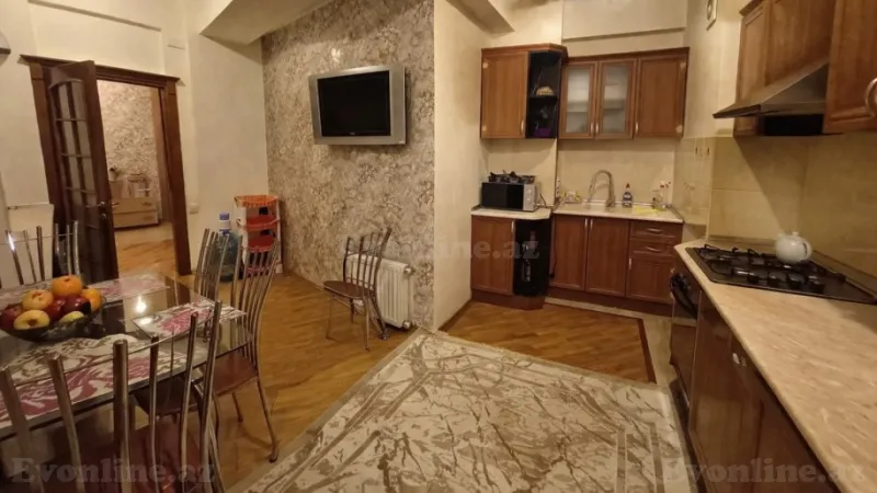 Kirayə verilir 2 otaqlı Mənzil Yeni tikili 100 m² Nərimanov r. - şəkil 5