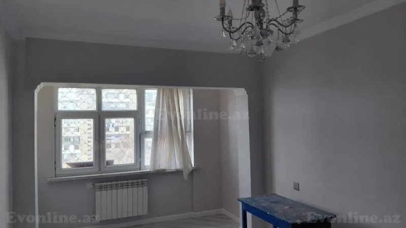 Satılır 2 otaqlı Mənzil Köhnə tikili 65 m² Xətai r. - şəkil 2