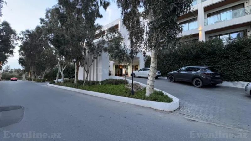 Kirayə verilir 3 otaqlı Mənzil Yeni tikili 93 m² Sabunçu r.