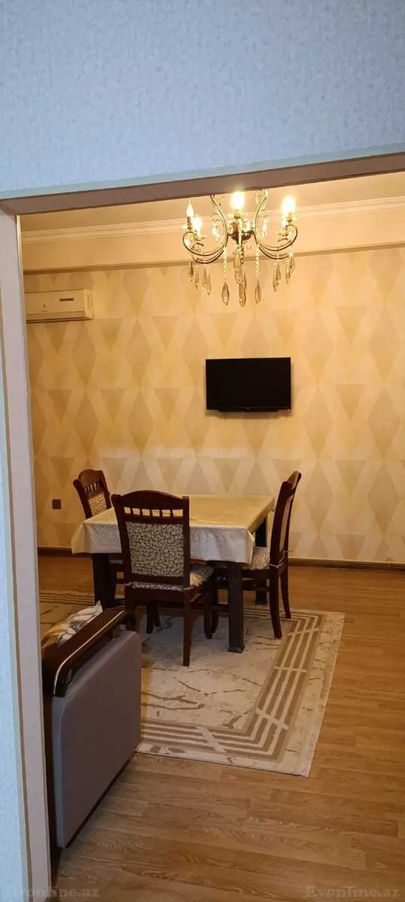 Satılır 3 otaqlı Mənzil Yeni tikili 80 m² 28 May m. - şəkil 2