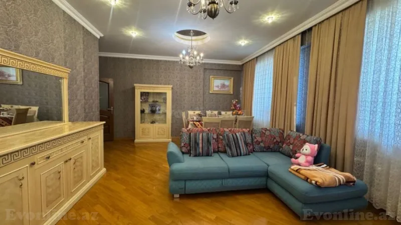 Satılır 3 otaqlı Mənzil Yeni tikili 136 m² 20 Yanvar m.