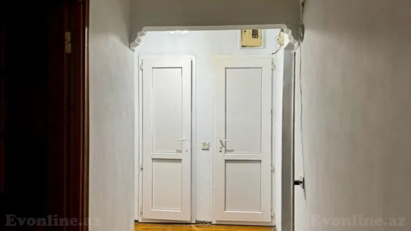 Kirayə verilir 3 otaqlı Mənzil Köhnə tikili 55 m² Həzi Aslanov m. - şəkil 6