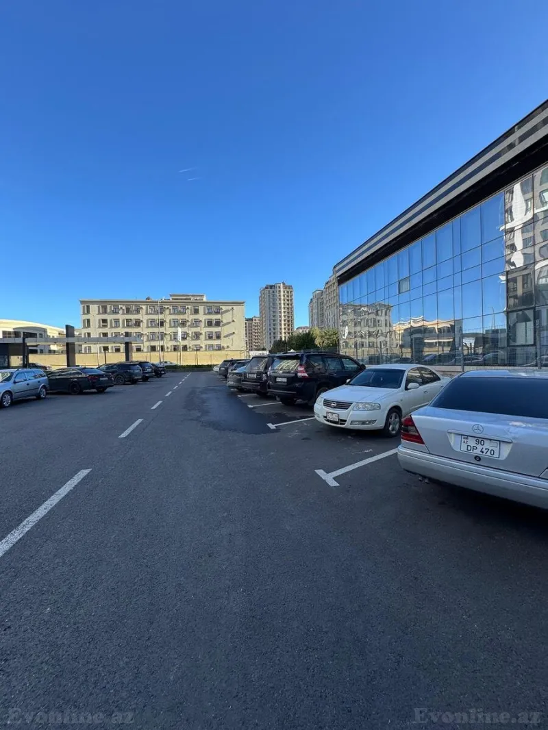 Satılır 2 otaqlı Mənzil Yeni tikili 80 m² Koroğlu m. - şəkil 13