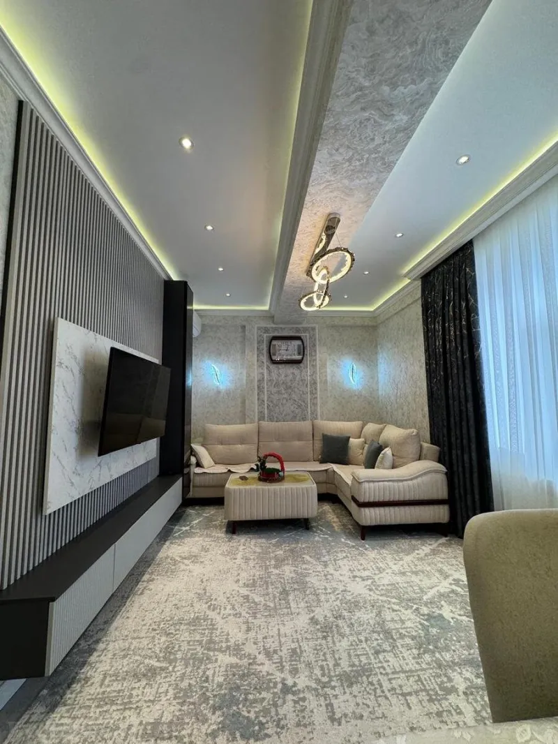 Satılır 3 otaqlı Mənzil Yeni tikili 91 m² Həzi Aslanov m. - şəkil 2