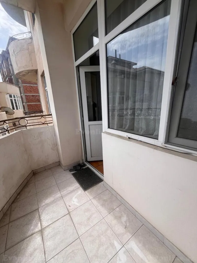 Kirayə verilir 3 otaqlı Mənzil Yeni tikili 170 m² Nəsimi r. - şəkil 9