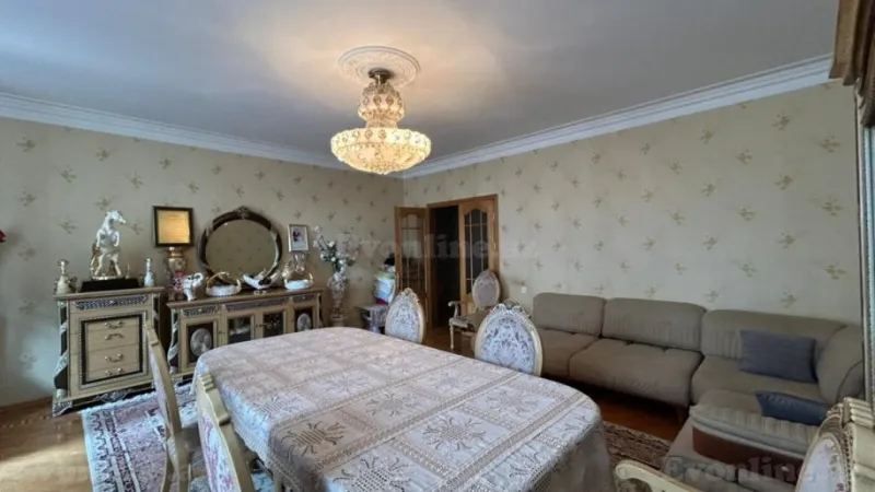 Satılır 4 otaqlı Mənzil Yeni tikili 210 m² Nəsimi r. - şəkil 3