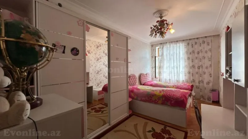 Satılır 4 otaqlı Mənzil Yeni tikili 210 m² Nəsimi r. - şəkil 9