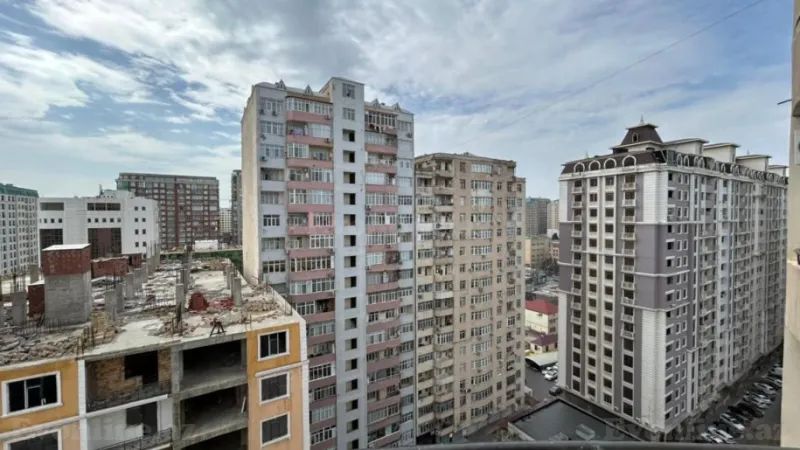 Satılır 4 otaqlı Mənzil Yeni tikili 210 m² Nəsimi r. - şəkil 22