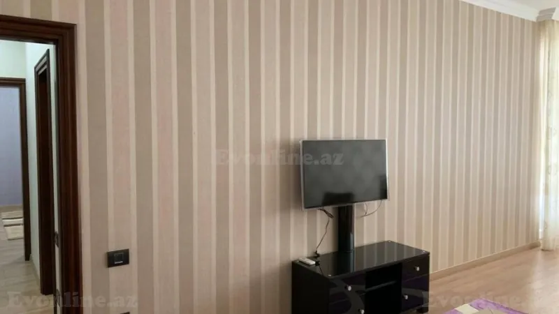 Kirayə verilir 2 otaqlı Mənzil Yeni tikili 90 m² Xətai m. - şəkil 8