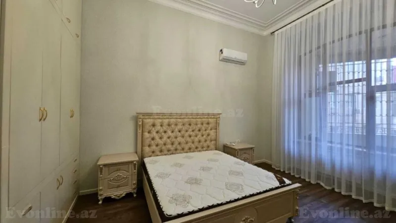 Kirayə verilir 4 otaqlı Mənzil Köhnə tikili 250 m² Sahil m. - şəkil 5