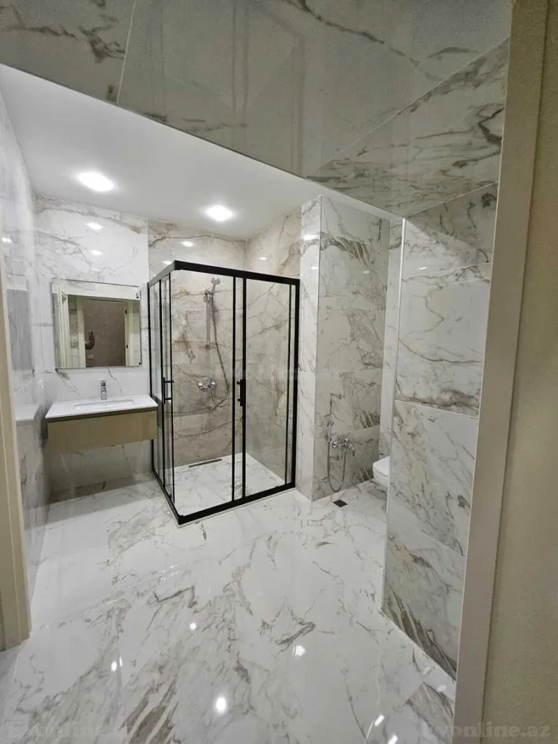 Kirayə verilir 4 otaqlı Mənzil Köhnə tikili 250 m² Sahil m. - şəkil 10