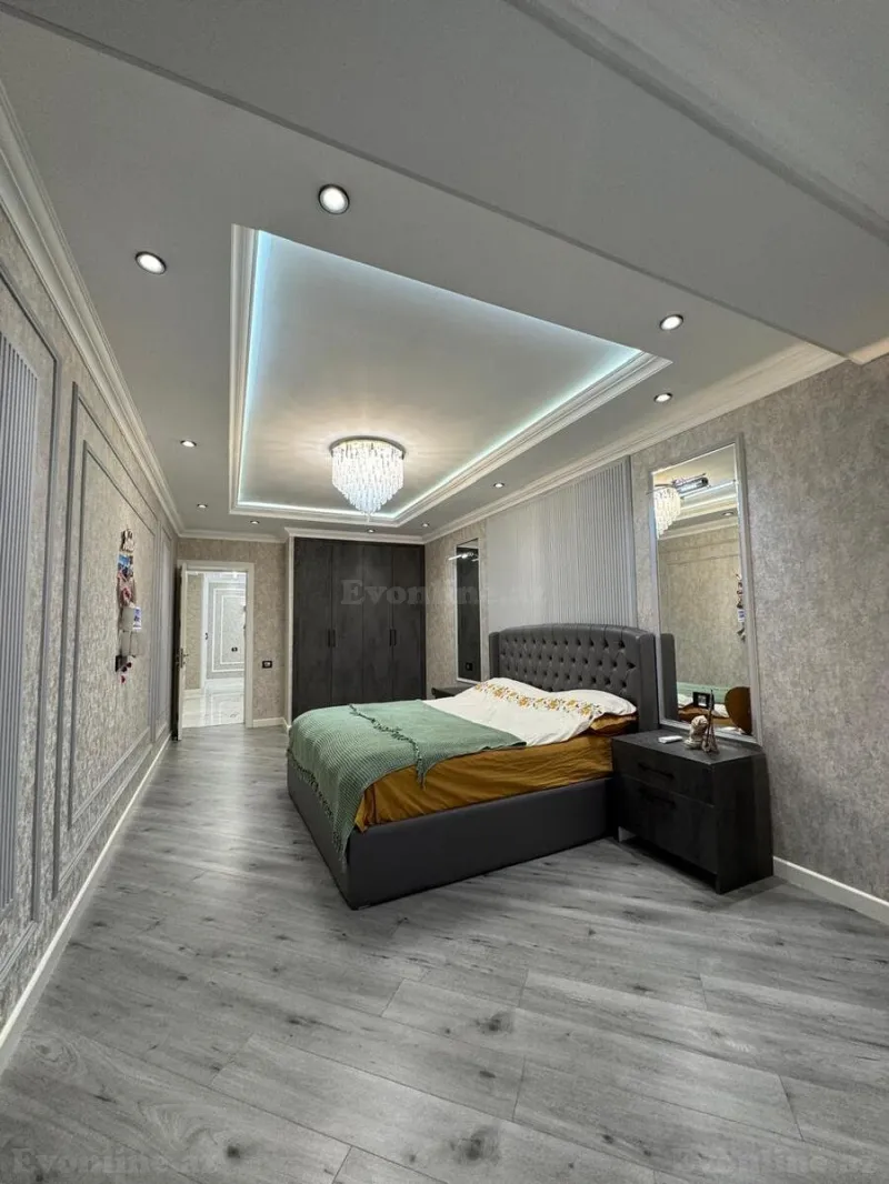 Satılır 4 otaqlı Mənzil Yeni tikili 138 m² Xətai r. - şəkil 8