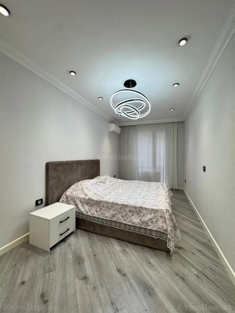 Satılır 4 otaqlı Mənzil Yeni tikili 138 m² Xətai r. - şəkil 10