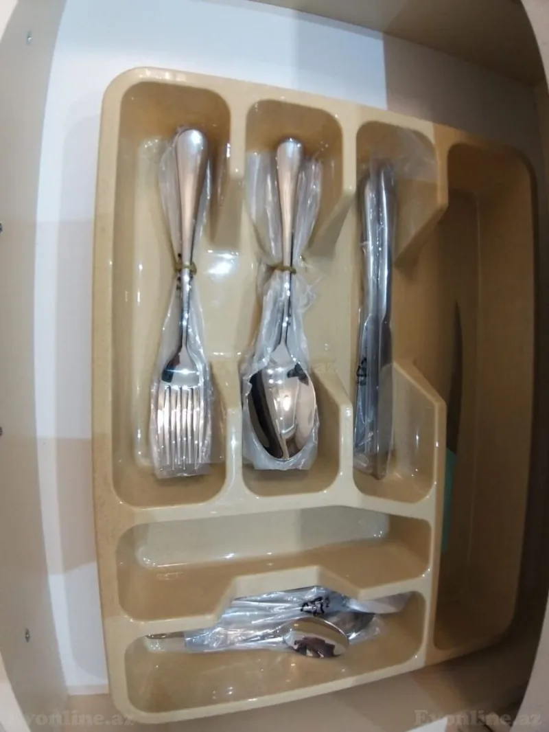 Kirayə verilir 3 otaqlı Mənzil Yeni tikili 130 m² Xətai m. - şəkil 18