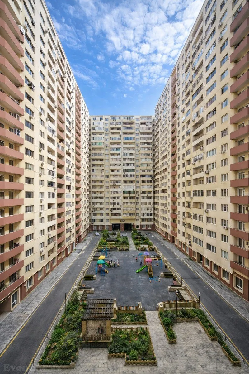 Satılır 3 otaqlı Mənzil Yeni tikili 135 m² Nərimanov r. - şəkil 2