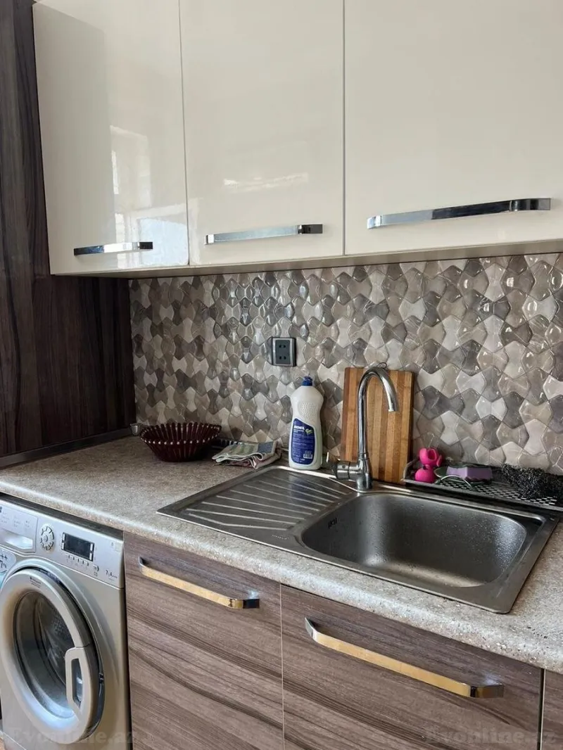 Kirayə verilir 3 otaqlı Mənzil Yeni tikili 150 m² Nizami m. - şəkil 10