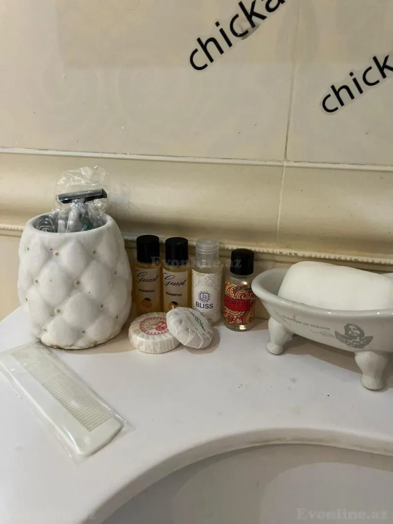 Kirayə verilir 3 otaqlı Mənzil Yeni tikili 150 m² Nizami m. - şəkil 13