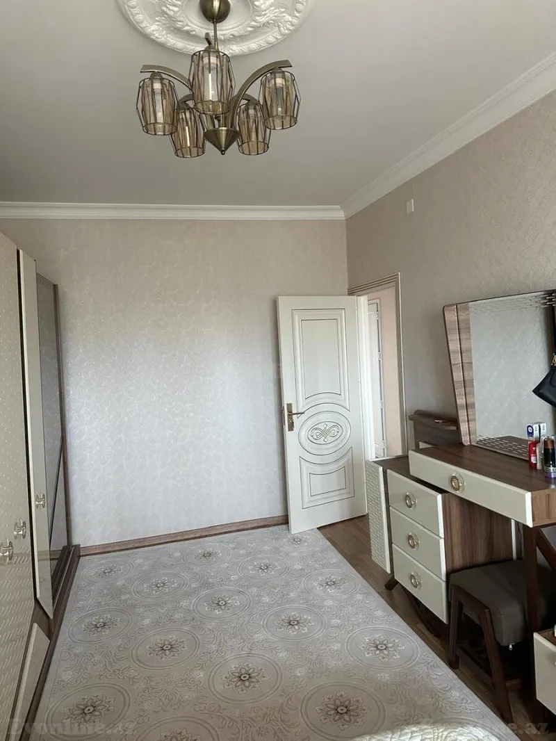 Satılır 3 otaqlı Mənzil Köhnə tikili 81 m² Sabunçu r. - şəkil 12