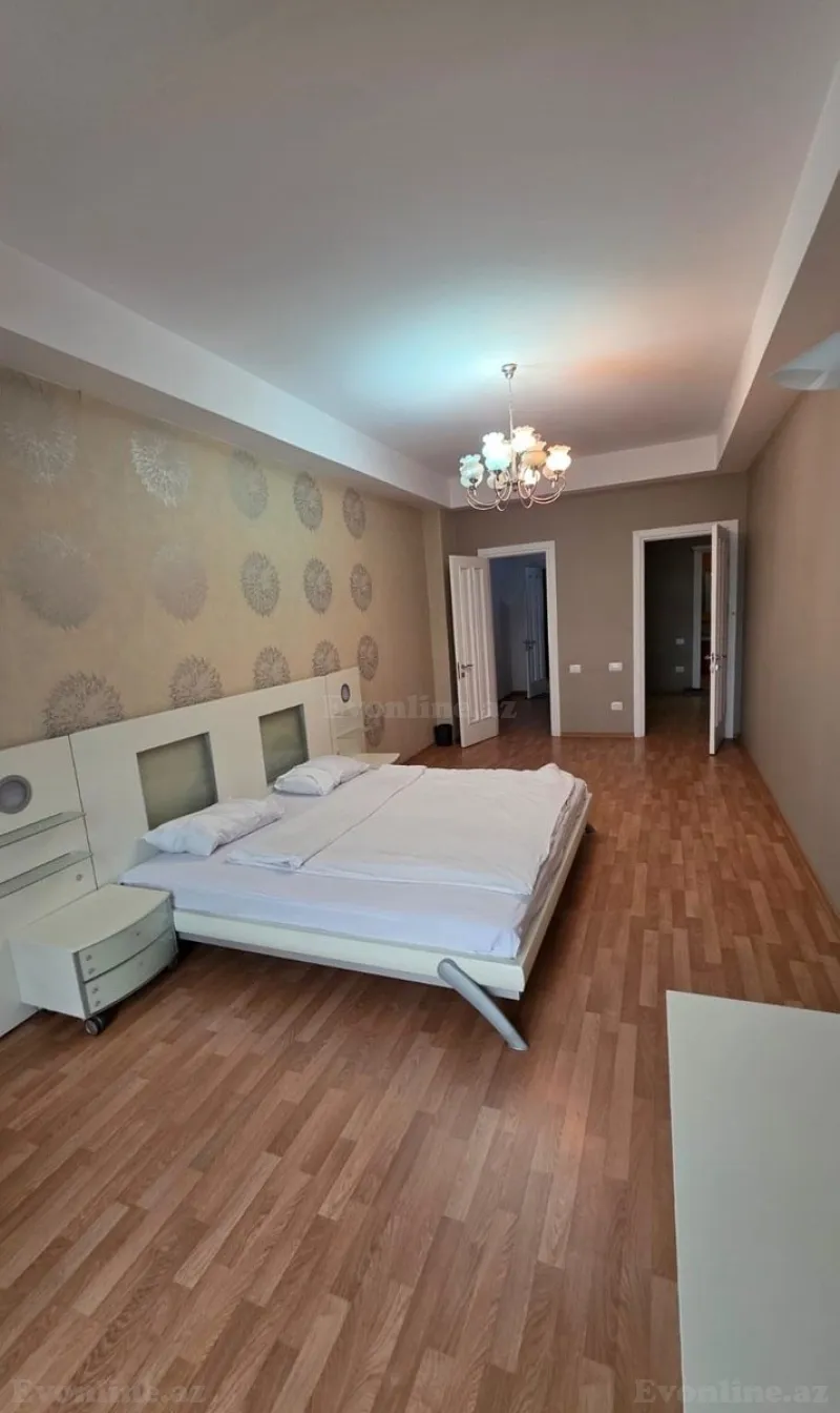 Kirayə verilir 4 otaqlı Mənzil Yeni tikili 200 m² 28 May m. - şəkil 3