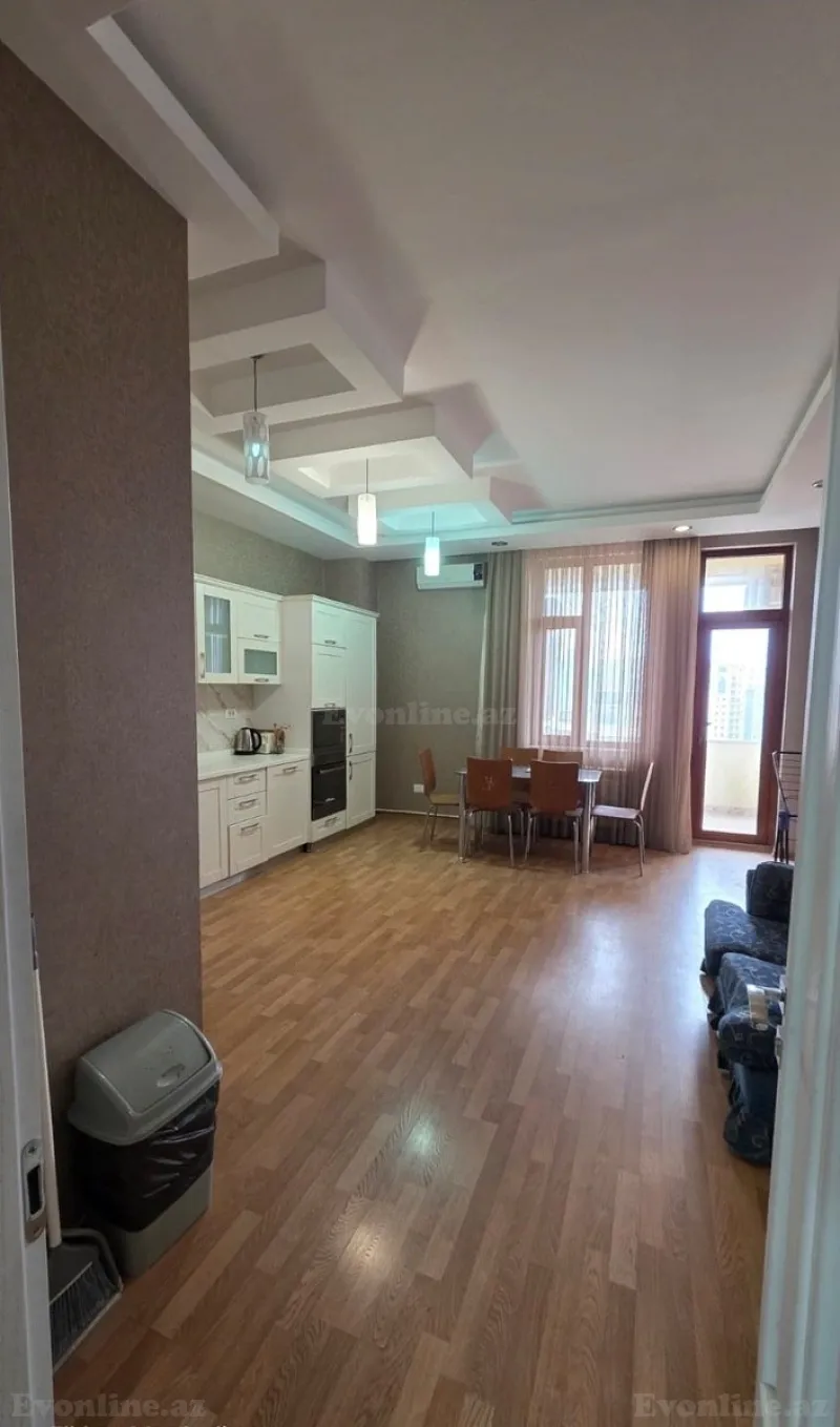 Kirayə verilir 4 otaqlı Mənzil Yeni tikili 200 m² 28 May m. - şəkil 8
