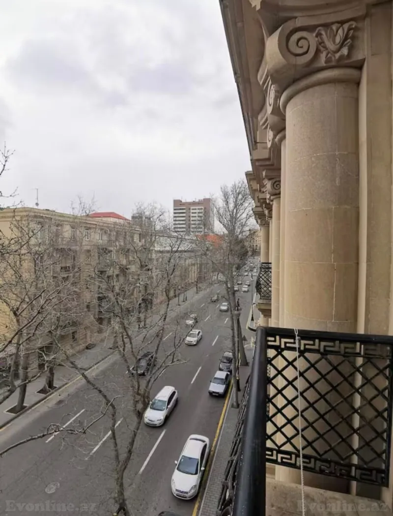 Satılır 1 otaqlı Mənzil Köhnə tikili 60 m² Sahil m. - şəkil 5