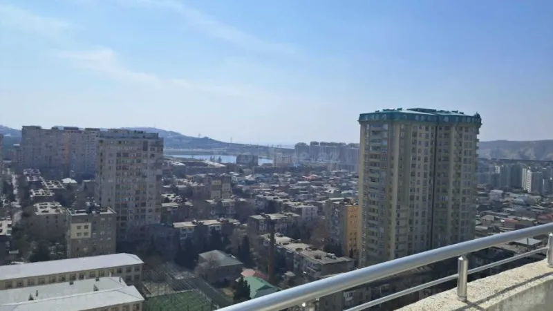 Satılır 4 otaqlı Mənzil Yeni tikili 185 m² Yasamal