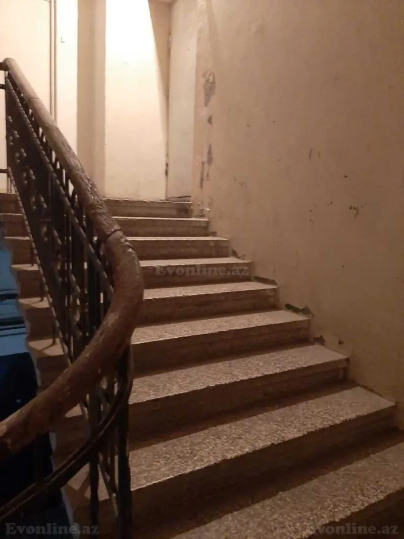 Satılır 3 otaqlı Mənzil Köhnə tikili 94 m² Nəsimi r. - şəkil 11