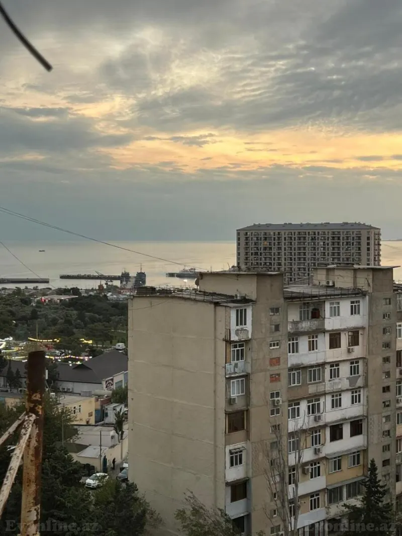 Satılır 3 otaqlı Mənzil Köhnə tikili 70 m² Həzi Aslanov m. - şəkil 19