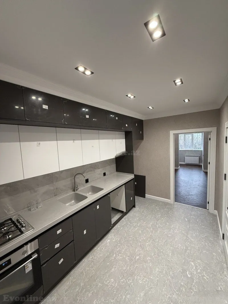 Satılır 3 otaqlı Mənzil Köhnə tikili 80 m² Nəsimi r. - şəkil 9