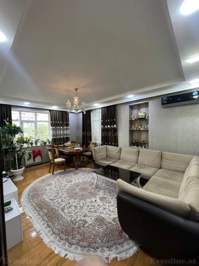 Satılır 3 otaqlı Mənzil Yeni tikili 117 m² Neftçilər m.