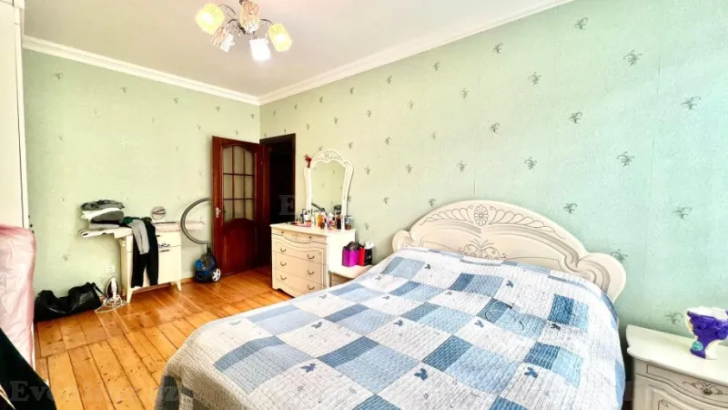 Satılır 3 otaqlı Mənzil Köhnə tikili 75 m² Gənclik m. - şəkil 7