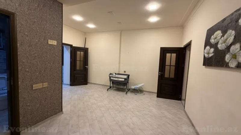 Satılır 3 otaqlı Mənzil Köhnə tikili 90 m² Nəsimi r. - şəkil 4