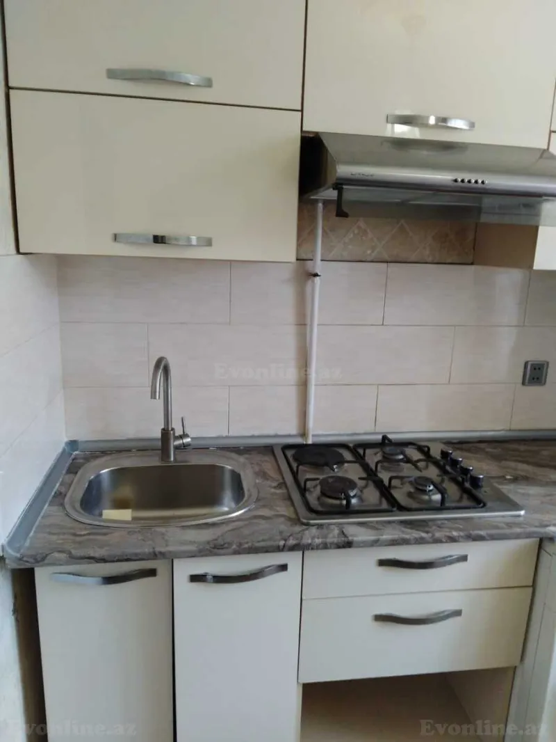 Kirayə verilir 2 otaqlı Mənzil Köhnə tikili 54 m² Həzi Aslanov m. - şəkil 3