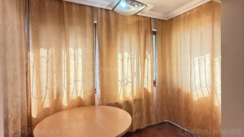 Satılır 2 otaqlı Mənzil Köhnə tikili 55 m² İnşaatçılar m. - şəkil 4