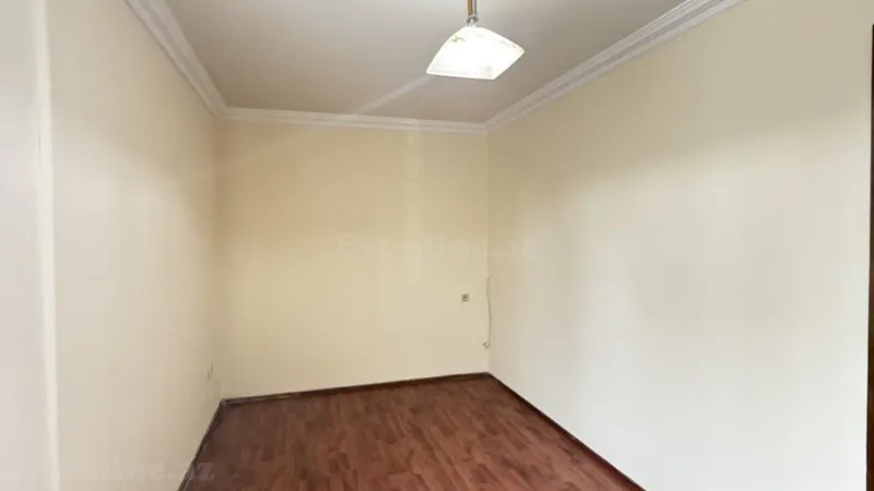 Satılır 2 otaqlı Mənzil Köhnə tikili 55 m² İnşaatçılar m. - şəkil 11