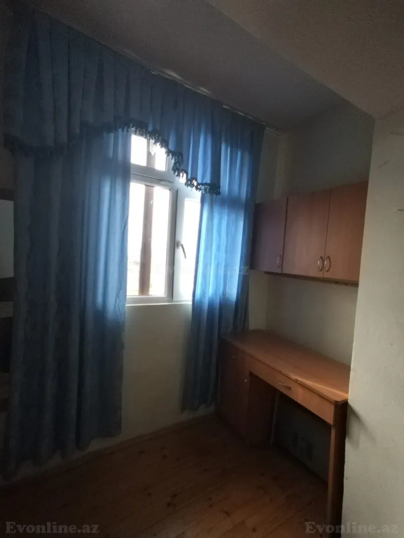 Satılır 2 otaqlı Mənzil Köhnə tikili 45 m² 8-ci mikrorayon - şəkil 3