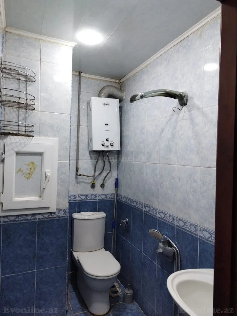 Satılır 2 otaqlı Mənzil Köhnə tikili 45 m² 8-ci mikrorayon - şəkil 13