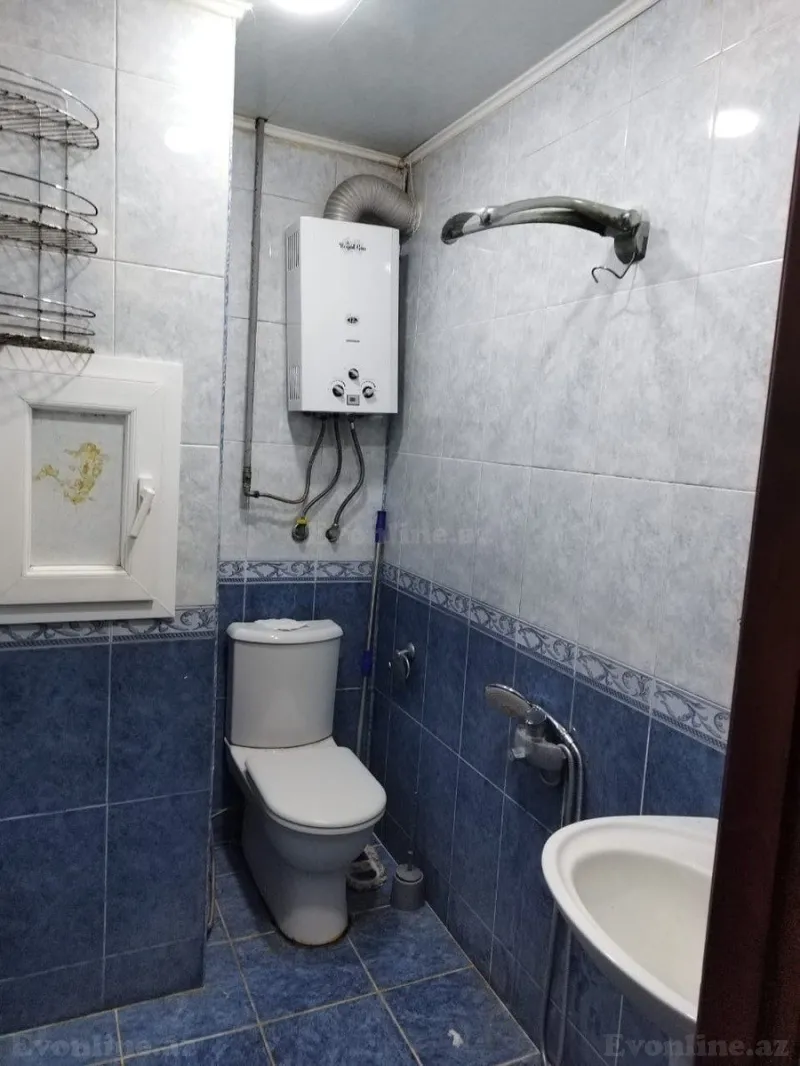 Satılır 2 otaqlı Mənzil Köhnə tikili 45 m² 8-ci mikrorayon - şəkil 14