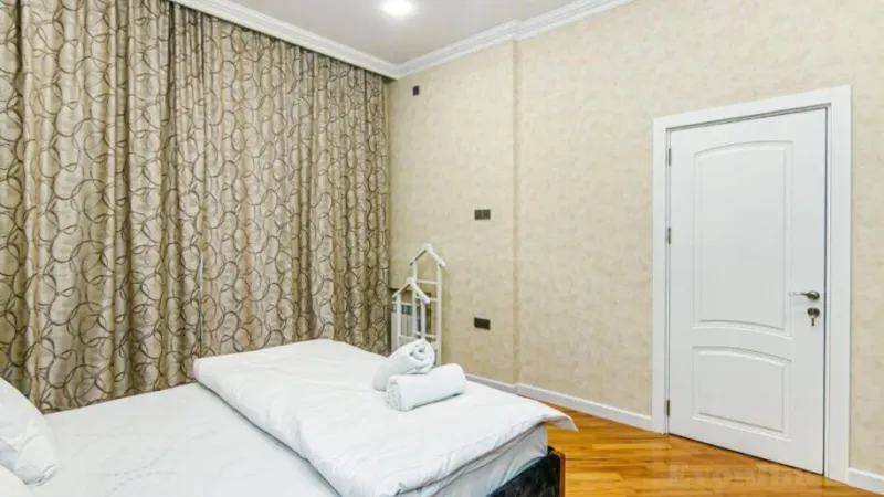 Kirayə verilir 3 otaqlı Mənzil Yeni tikili 115 m² Sahil m. - şəkil 12